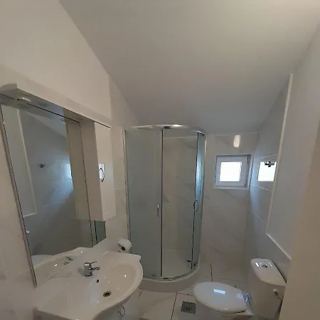 Zvonimir Apartamento