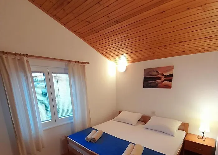 Zvonimir Apartment *