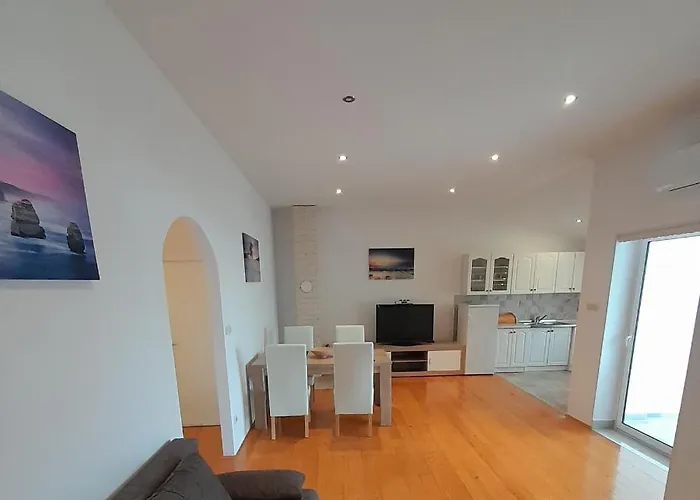 Zvonimir Διαμέρισμα